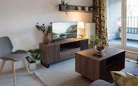 Apartament Sloneczny Kamienica Grochow With Free Parking